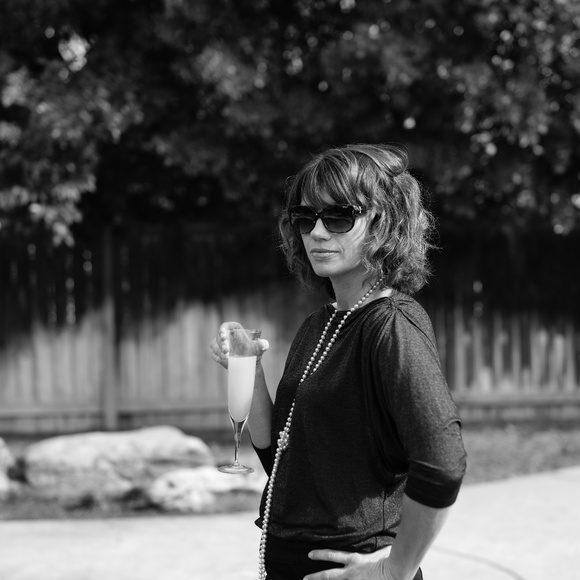 Meet your Posher, Amy (Wiki)! - Picture 1 of 1